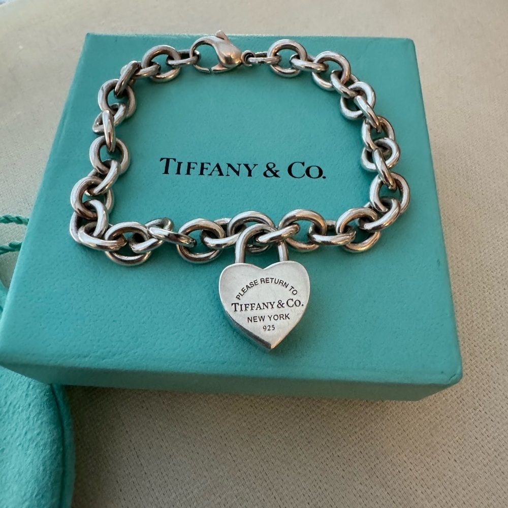 Tiffany & Co. heart lock silver bracelet